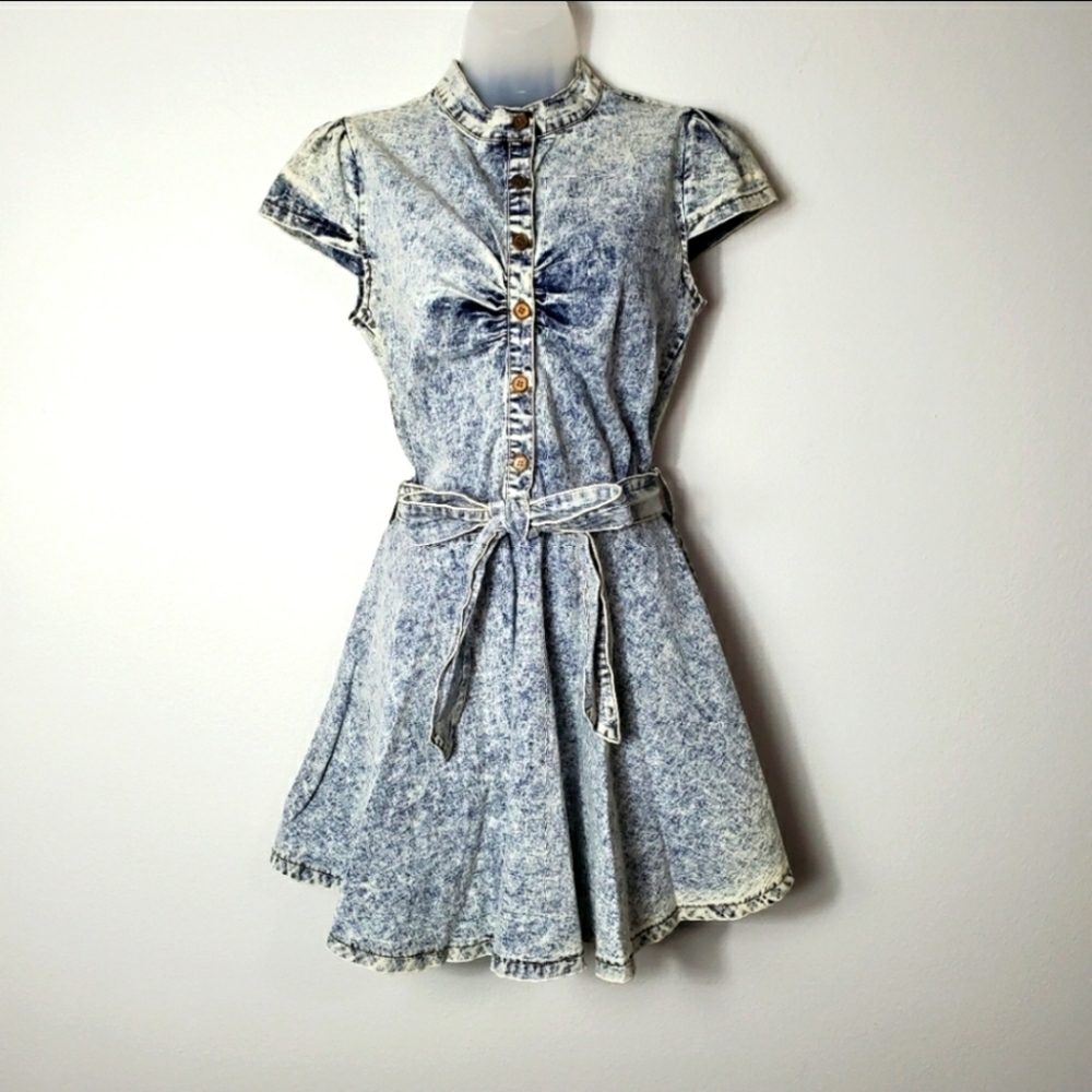 Retro Acid Washed Denim Mini Dress - US M